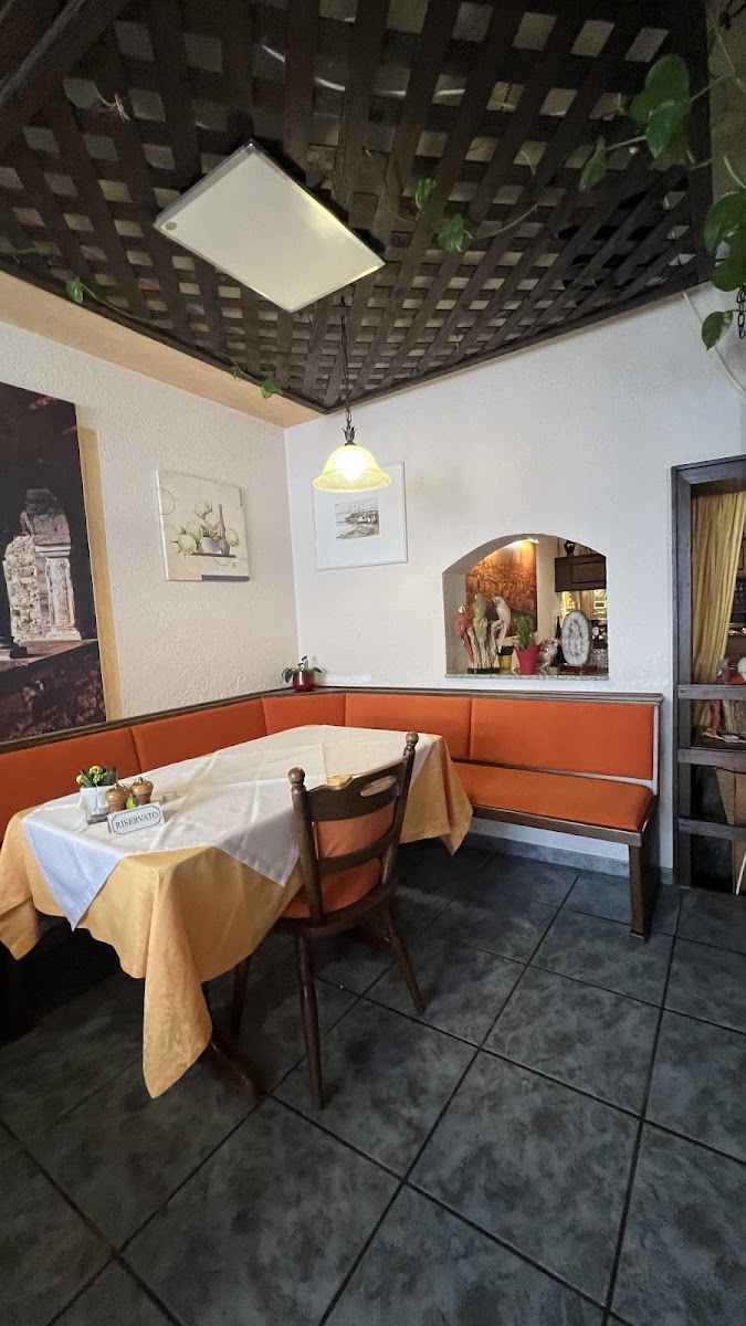 Gaststätte La Piazza